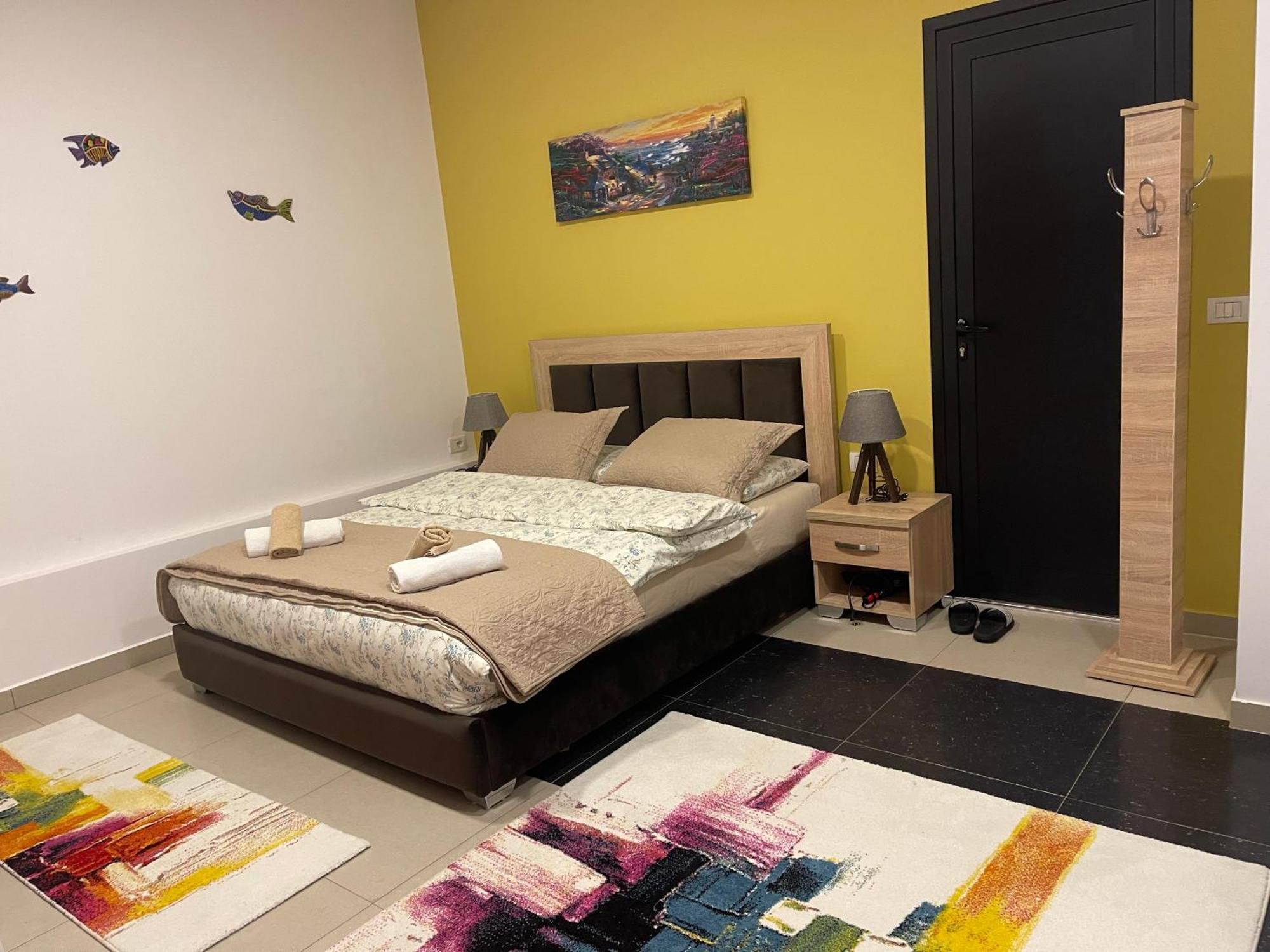 Small Hotel Ora Pogradec Exterior photo