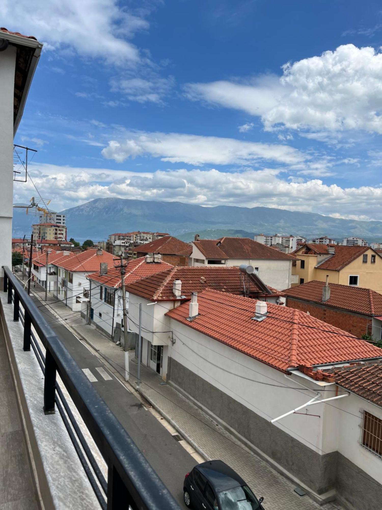 Small Hotel Ora Pogradec Exterior photo